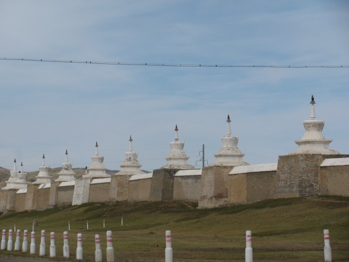 Erdenezuu tapınağı