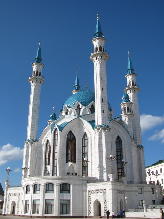 Kul Şerif camii