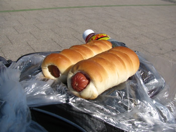 Sabah kahvaltım. Hem Rusya'nın heryerinde bulunuyor hem de 32r