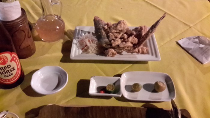 Balığa bak limona bak. Sağdaki ikisini ben sonradan istedim. Balık süperdi