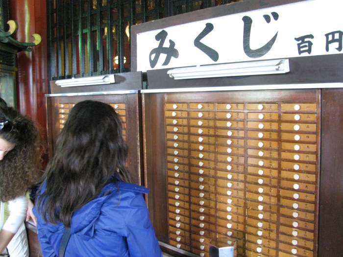 Geleceği söyleyen kağıtlar