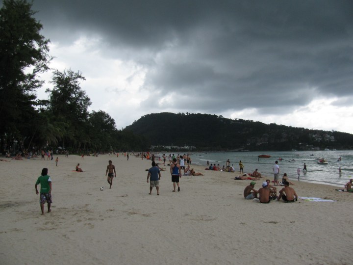 Kara bulutlar toplandı yine